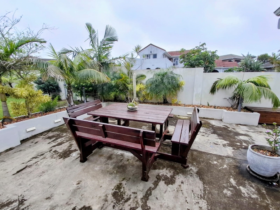 3 Bedroom Property for Sale in Sunrise On Sea Eastern Cape